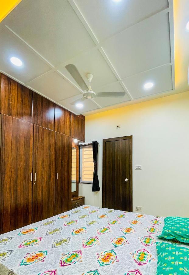 Luxurious 3 Bhk Villa In Bhuj - Shivani Homestay Exterior photo